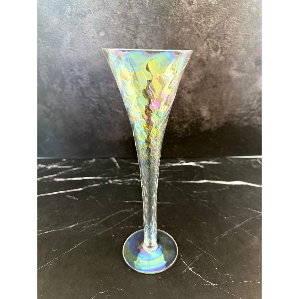 Iridescent Trumpet Hollow Stem Diamond Swirl 9.75in Fluted Champagne Glasses